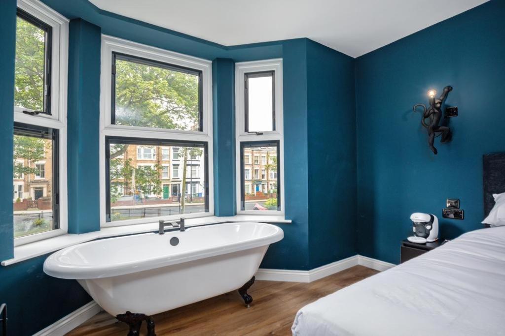 23 Trafalgar Square With Hot Tub And Cinema